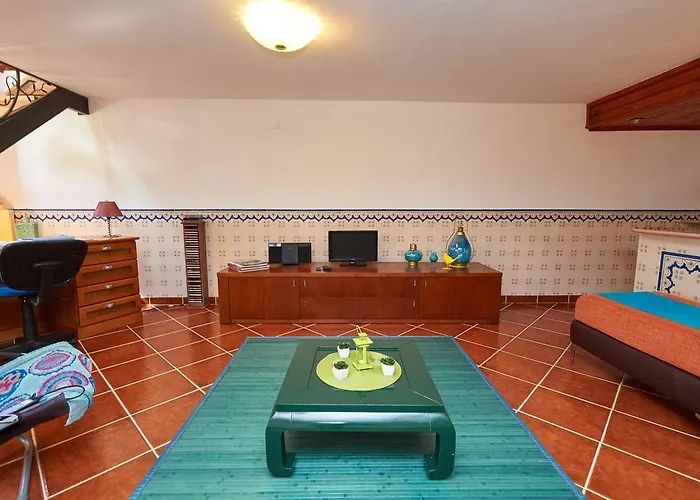 House 3 Bedroon - Near And Lisbon *