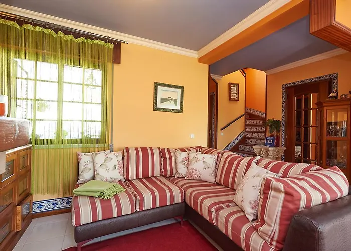 House 3 Bedroon - Near And Lisbon Casa vacanze